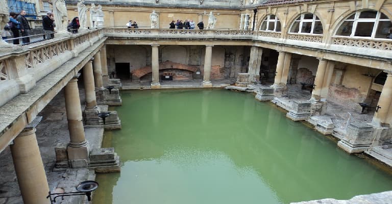 Guided tour of Roman Bath