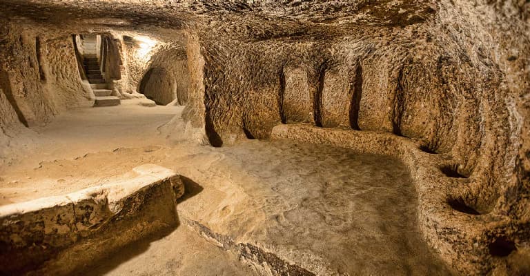 Visit the Kaymakli Underground city