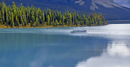 Maligne Lake Cruise