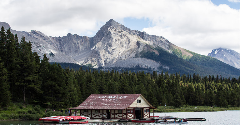 Maligne Lake