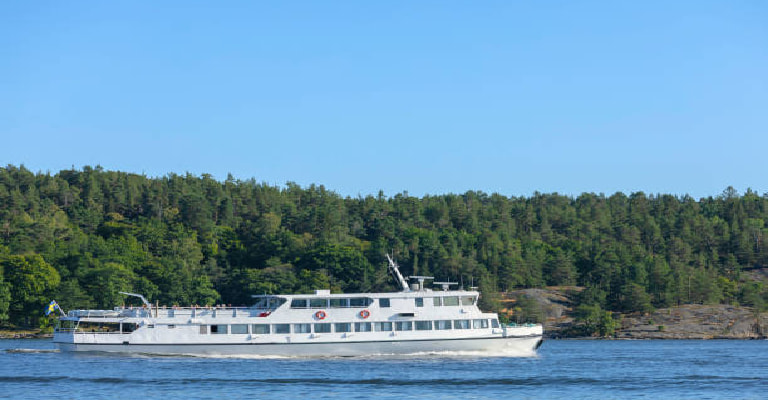 Seven Lake Cruise on Bowness