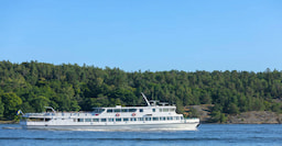 Seven Lake Cruise on Bowness