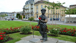 Charlie Chaplin Statue