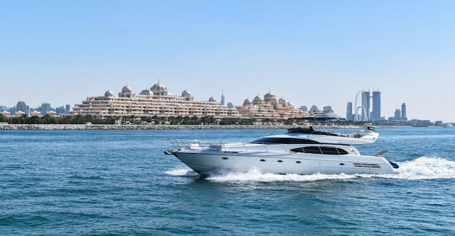 dubai yatch ride