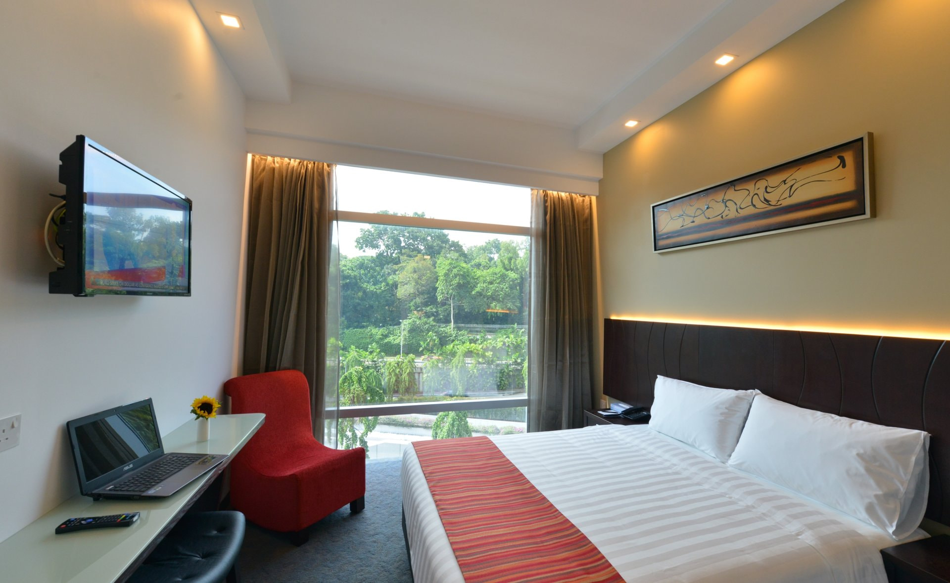 Hotel Chancellor@Orchard -Deluxe Double Room