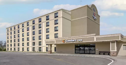 Comfort inn Pointe Exterior View