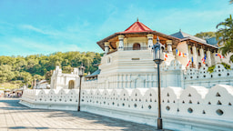 Tooth Relic temple