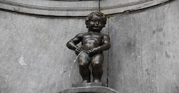 Manneken Pis Statue