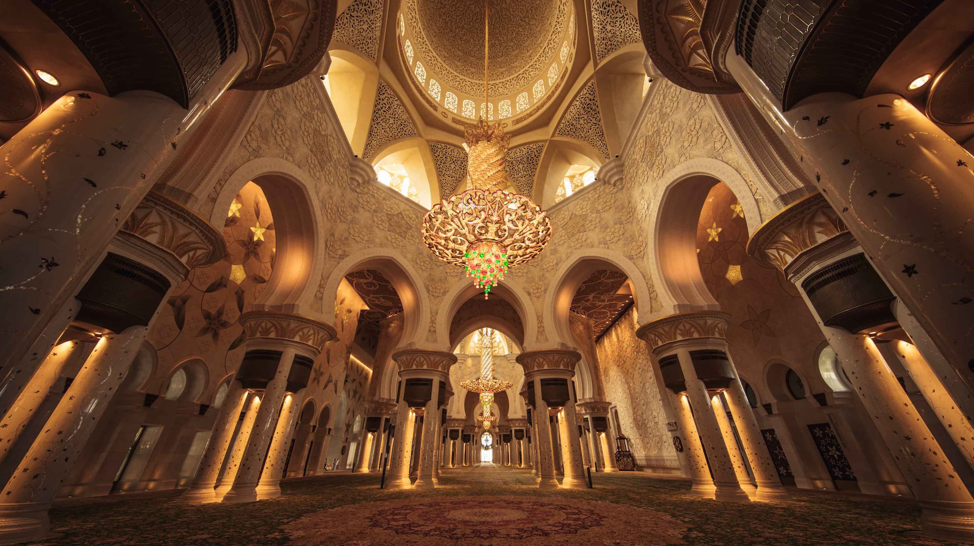 Abu Dhabi Grand Mosque Inside View