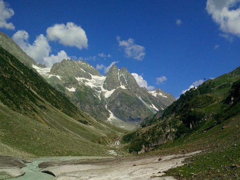 Kolahoi Glacier